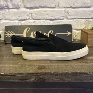 Women’s suede  slip on sneakers